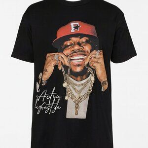 Romwe Street Life Portrait Graphic Tee - Size S